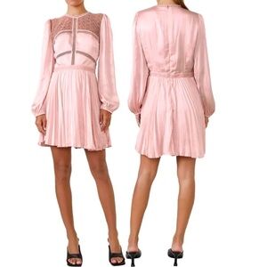 Bardot Women's Long Sleeves Satin Olivia Crochet Lace Minidress sz 10/L